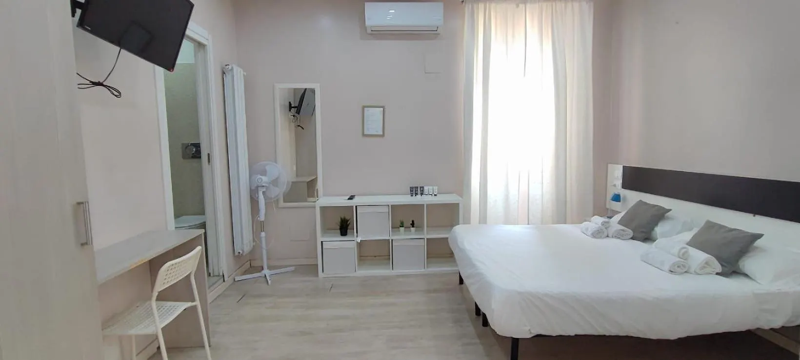 Guesthouse O Affittacamere Casa Barberini Roma İtalya