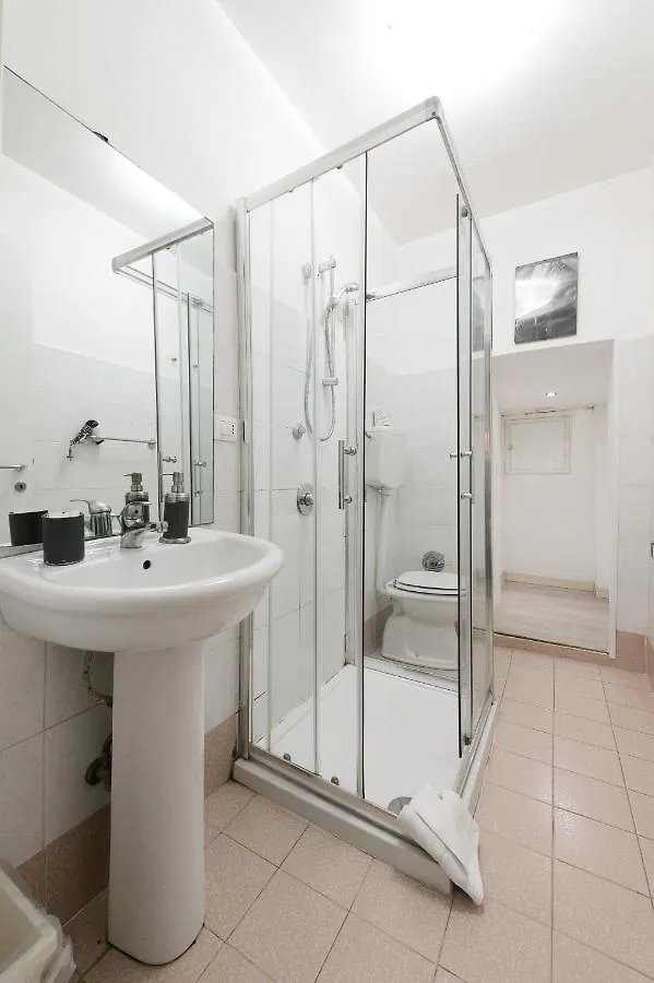 Guest house Guesthouse O Affittacamere Casa Barberini Rome