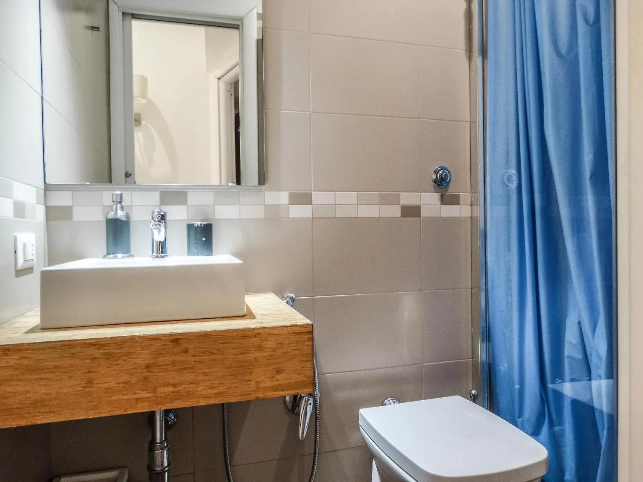 Guesthouse O Affittacamere Casa Barberini Rom Pensionat